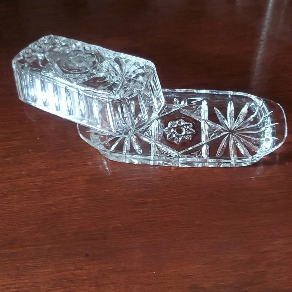 Vintage Butter Dish - Picture 2 of 3